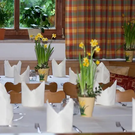 Hotel Am Regenbogen 2*