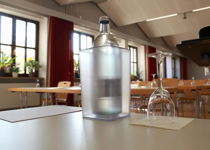 Am Regenbogen 酒店 2*