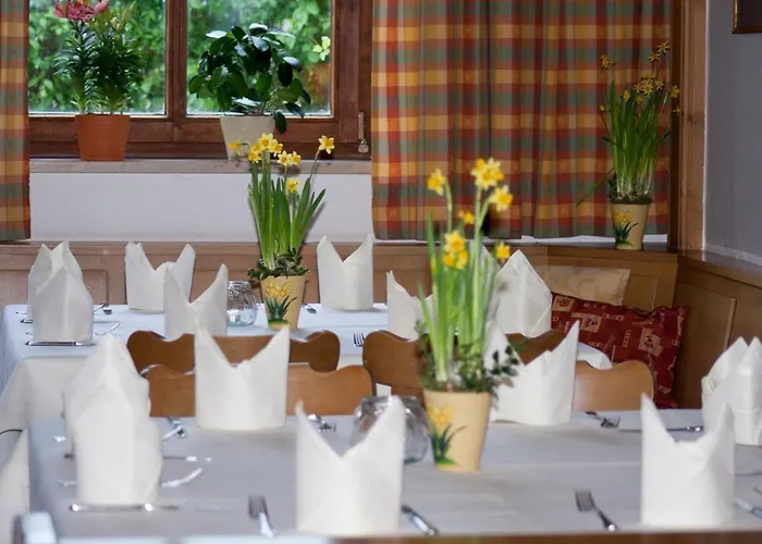 酒店 Am Regenbogen 2*